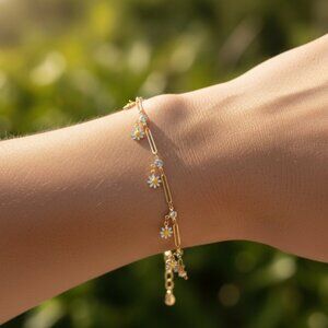 Chic & Stylish Bracelet – A Thoughtful Gift for Women and Girls, DYC1068